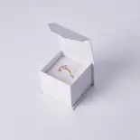 Złoty pierścionek zaręczynowy z cyrkonią Złoty pierścionek zaręczynowy z cyrkonią